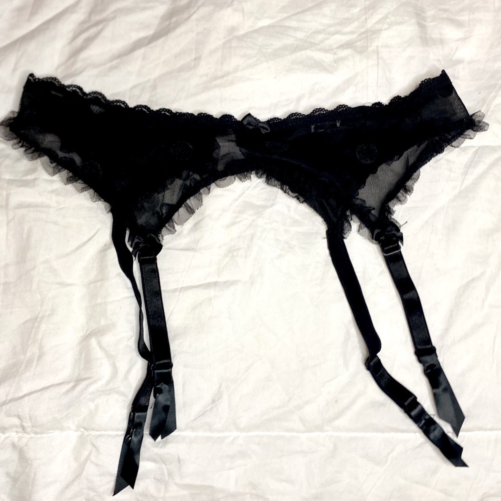 Black VS Garter Belt